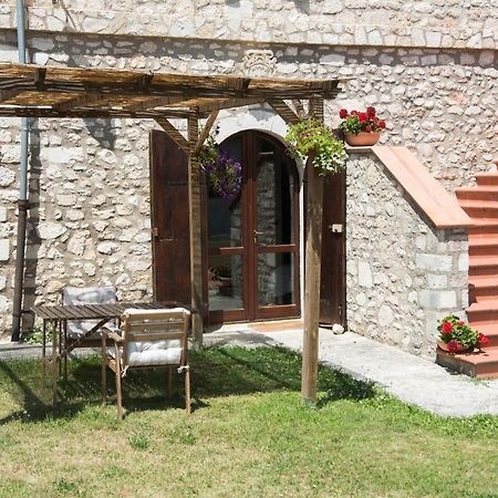 Agriturismo La Commenda-Adults Only Cascia Ngoại thất bức ảnh