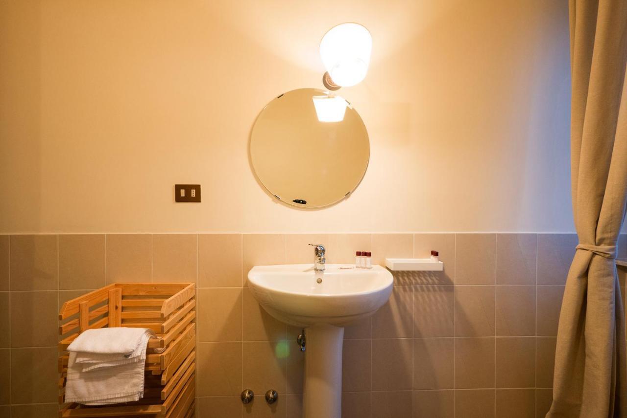 Agriturismo La Commenda-Adults Only Cascia Phòng bức ảnh