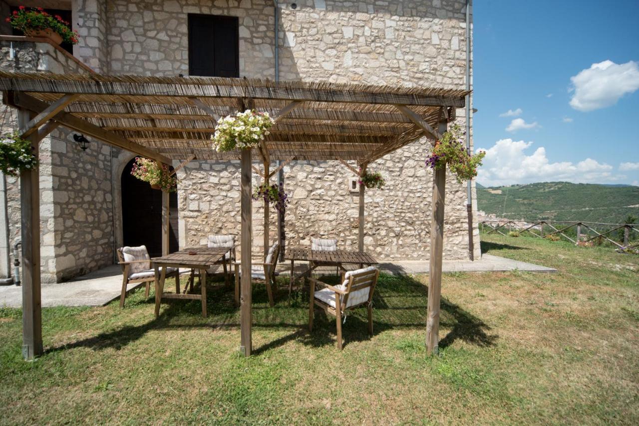 Agriturismo La Commenda-Adults Only Cascia Ngoại thất bức ảnh