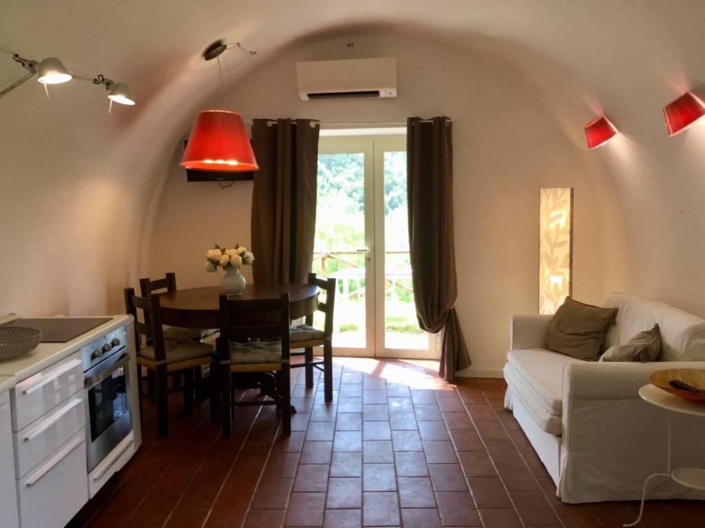 Agriturismo La Commenda-Adults Only Cascia Ngoại thất bức ảnh