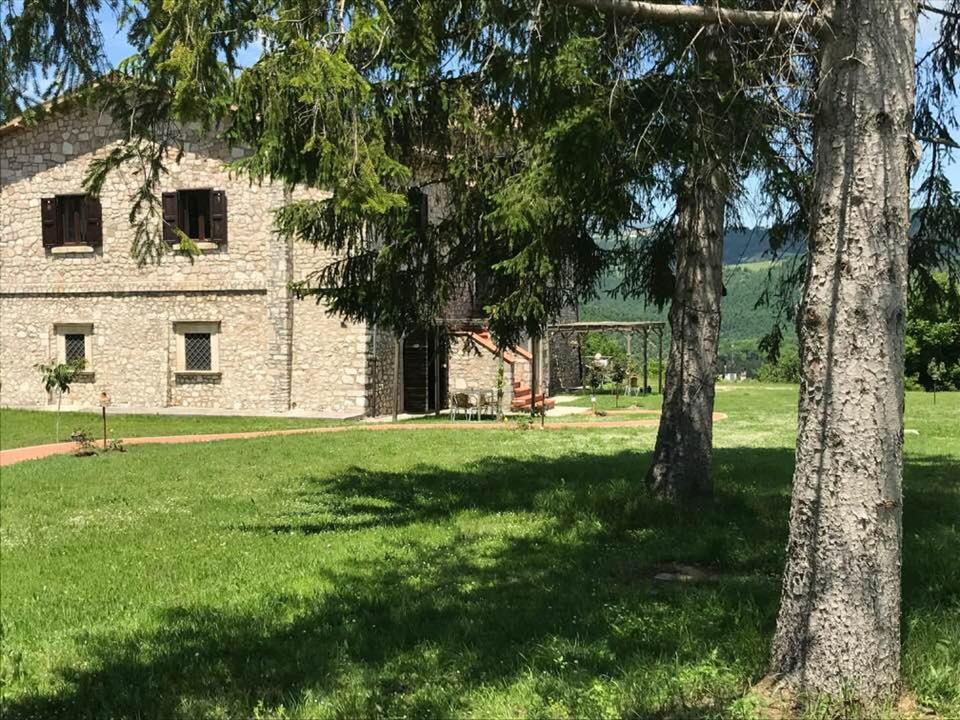 Agriturismo La Commenda-Adults Only Cascia Ngoại thất bức ảnh